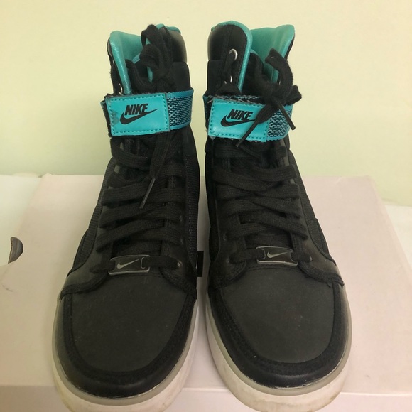 GIRL/WOMEN SNEAKERS - Picture 2 of 3